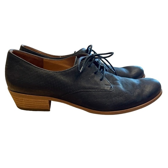 Paul Green Perforated Oxford Shoes Size 6.5 - Picture 1 of 11